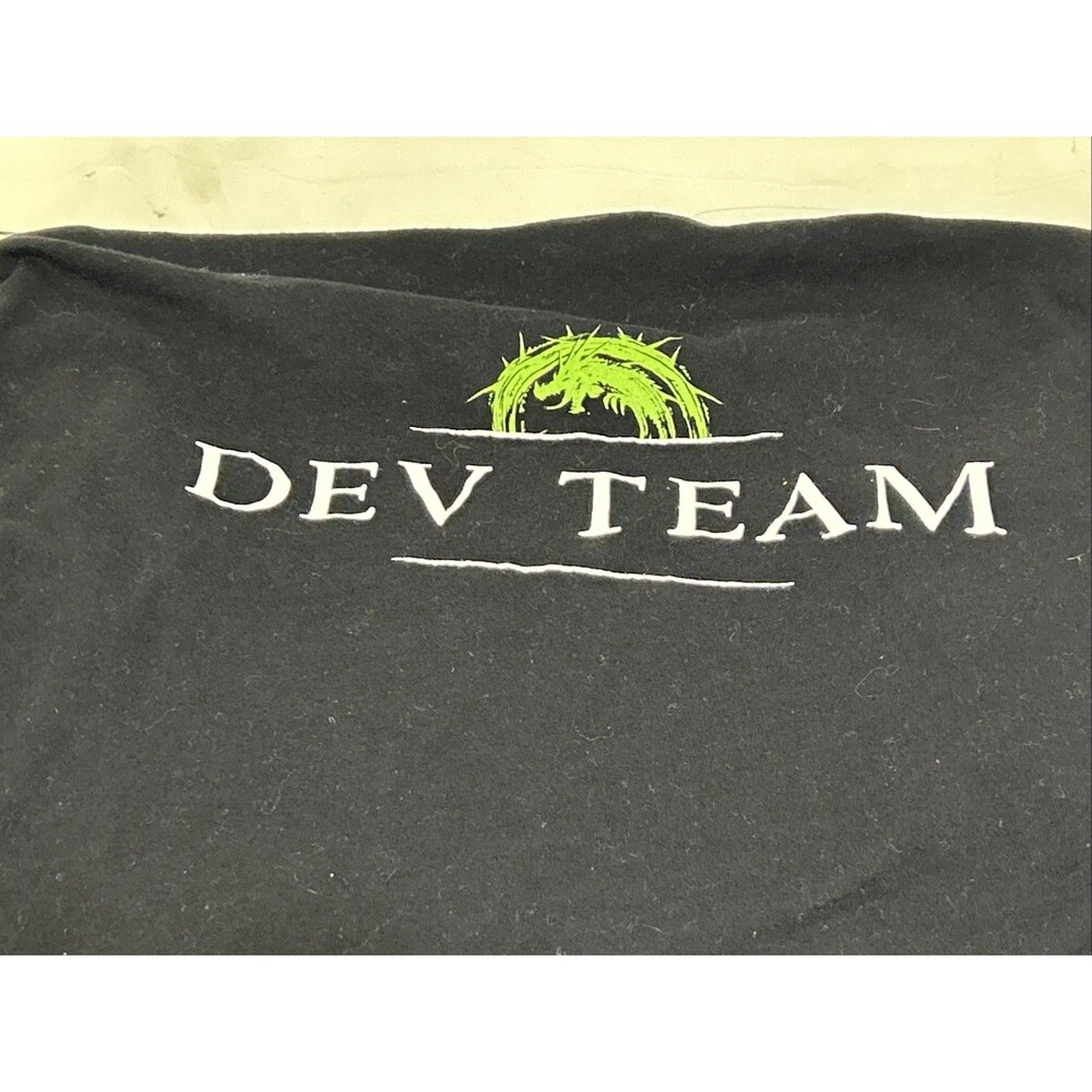 Vintage Guild wars 2 t shirt DEV TEAM Size Large Arenanet Rare! - Picture 3 of 3